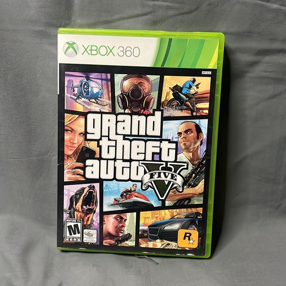 GTA V (Five) - Xbox 360 - Picture 1 of 4